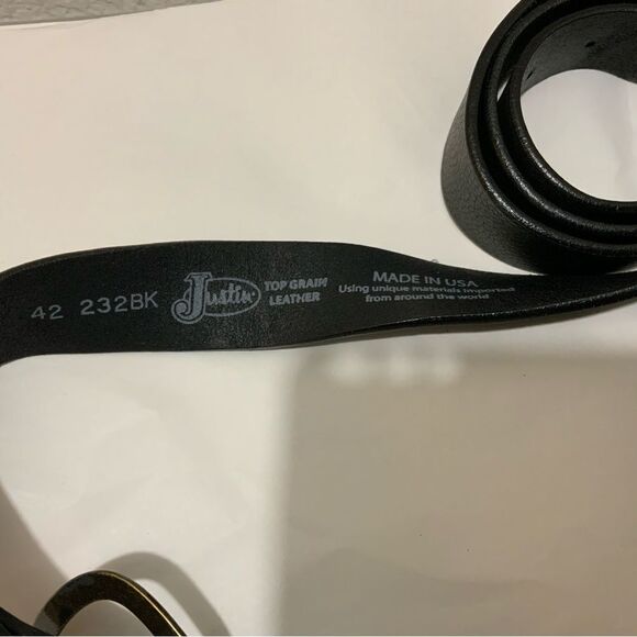 Justin Belt men brown Leather 42 made in usa top grain  Justin Top Grain Leather Belt Size 42 Made In USA lot of 2 black & brown